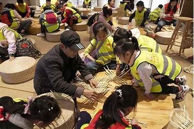 亚洲综合一区图片: 新视觉体验，探索多元文化魅力