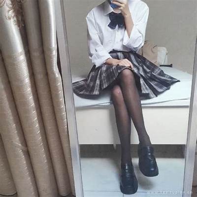 亚洲一区自拍第3页: 探索唯美瞬间的自拍艺术