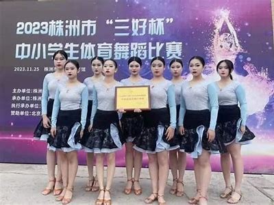 亚洲另类精选无码一区